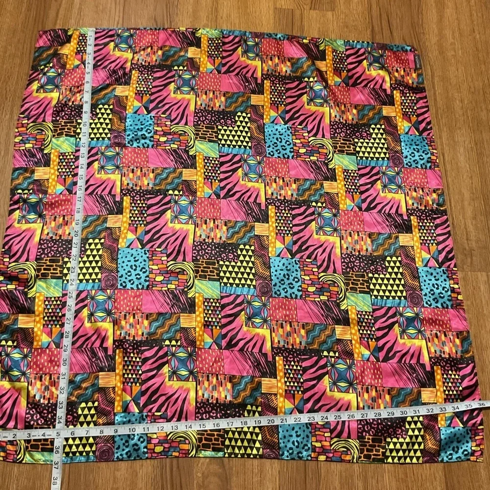 Broadus Collection by Shante & Snoop Silky Headwrap Scarf Vibrant Geometric